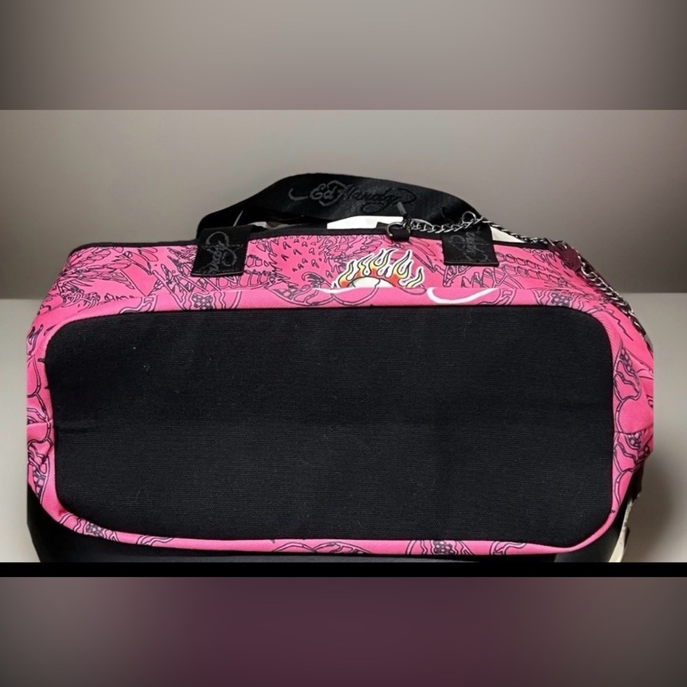 Ed Hardy Pink Tote with Skull and Tiger Design NWT MSRP 69.99 - Picture 3 of 12